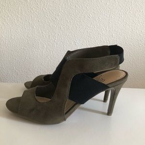 Impo Black/Olive Green Suede Heels